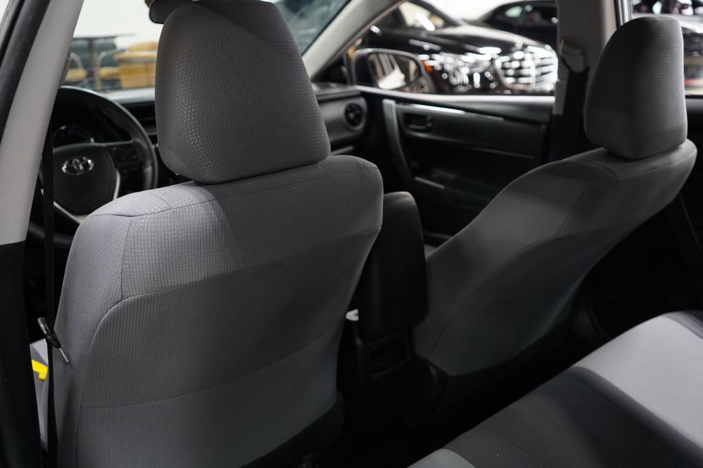 2018 Toyota Corolla Image 21