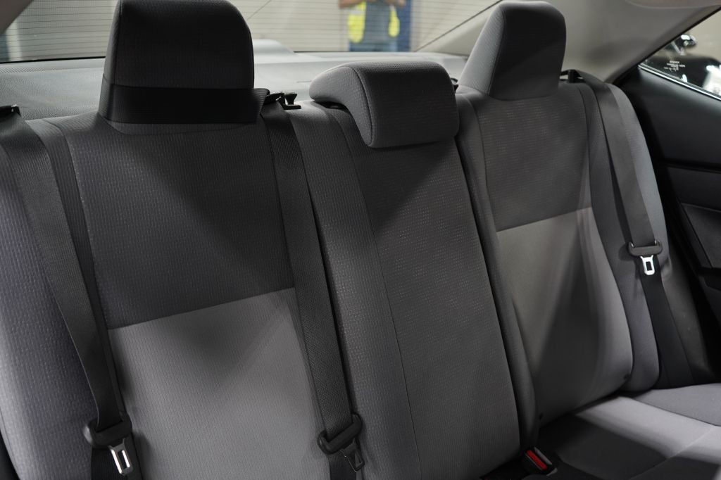 2018 Toyota Corolla Image 23