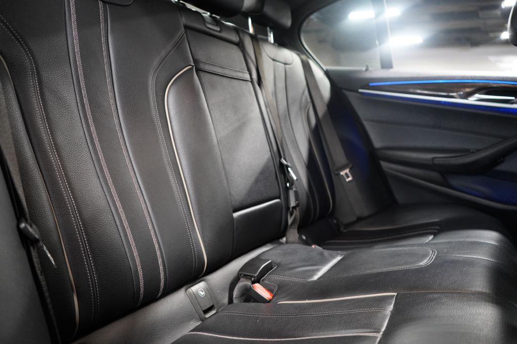 2020 BMW 5 Series Image 21