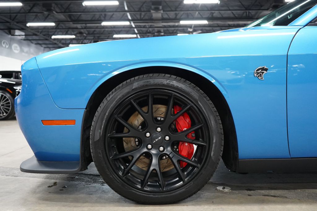 2016 Dodge Challenger Image 29