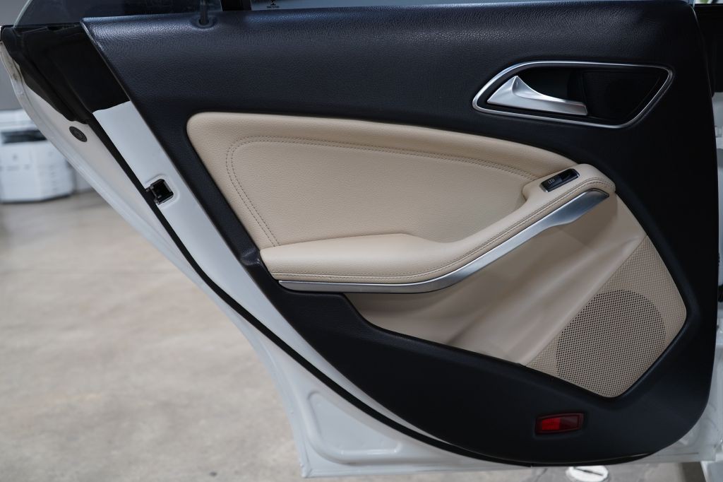2019 Mercedes-Benz CLA-Class Image 13
