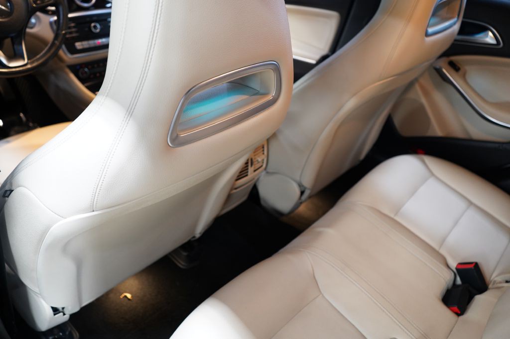 2019 Mercedes-Benz CLA-Class Image 14