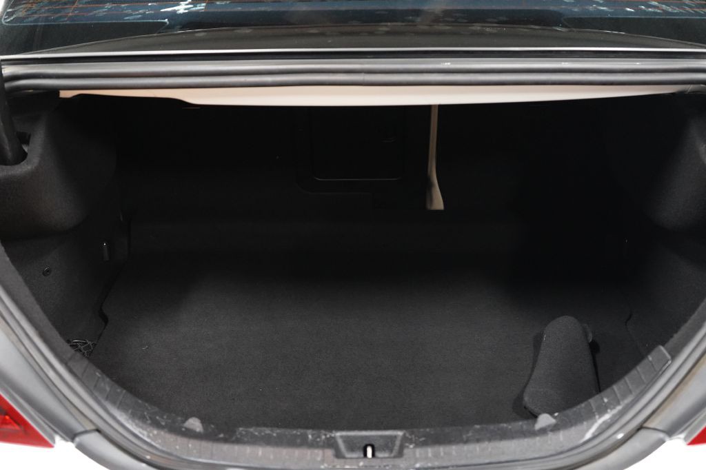 2019 Mercedes-Benz CLA-Class Image 17