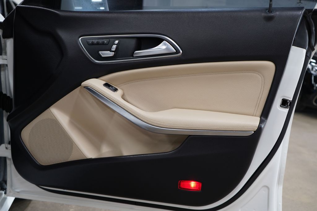 2019 Mercedes-Benz CLA-Class Image 22