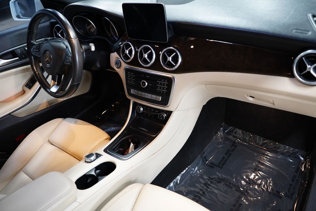 2019 Mercedes-Benz CLA-Class Image 24