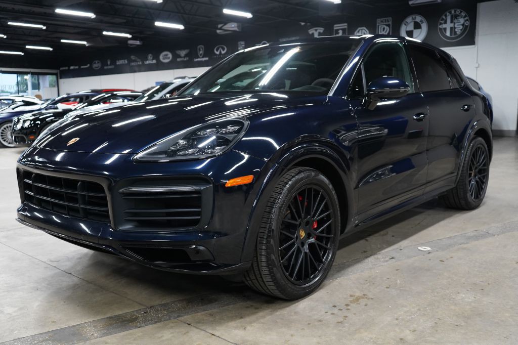 2023 Porsche Cayenne Image 1