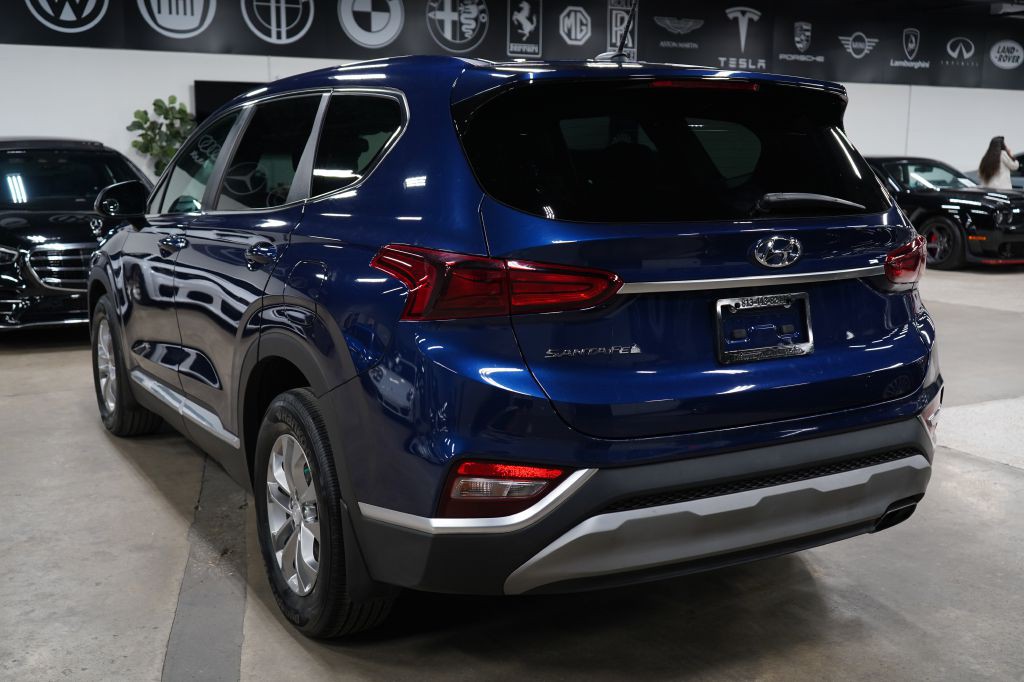 2020 Hyundai Santa Fe Image 3