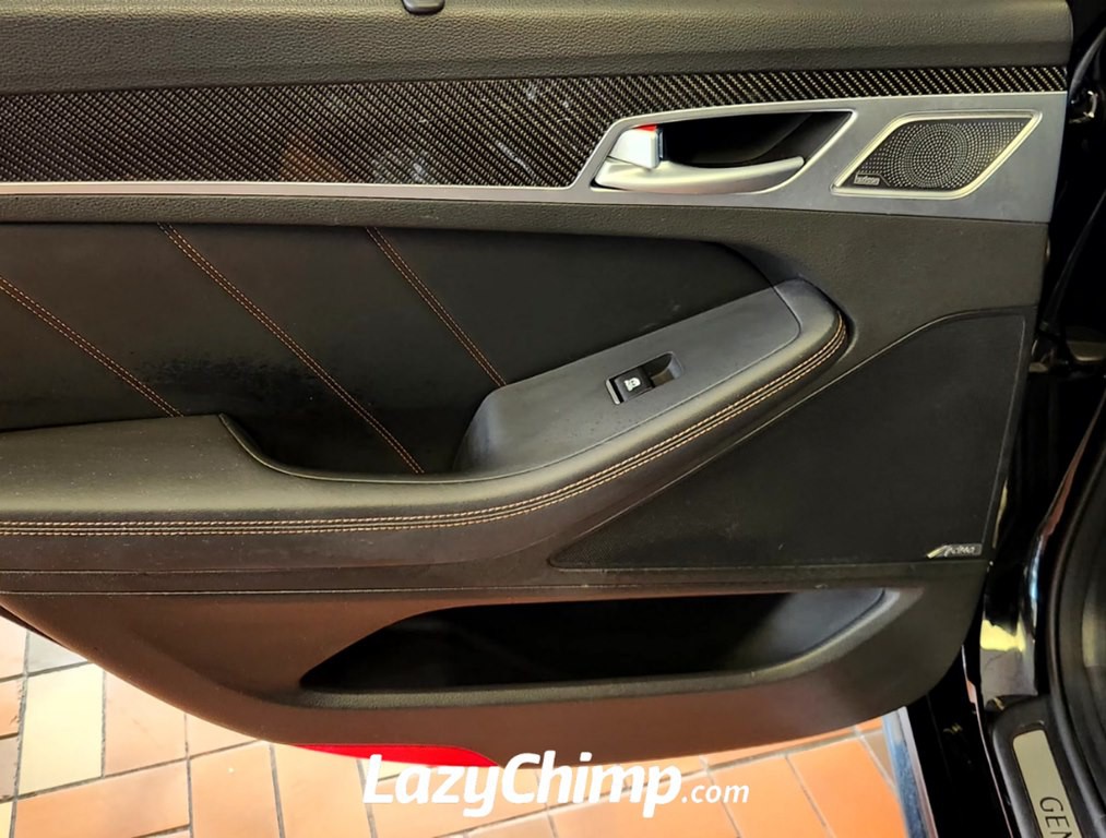 2018 Genesis G80 Image 25
