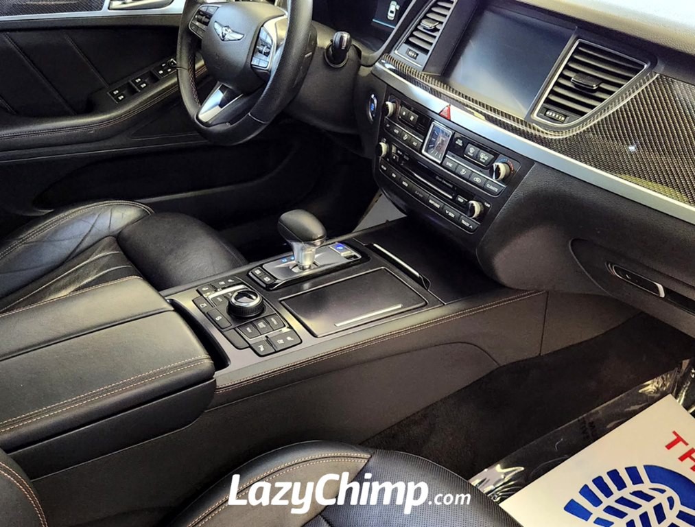 2018 Genesis G80 Image 43