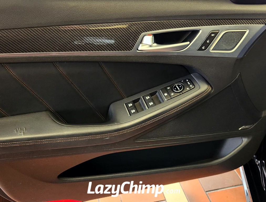 2018 Genesis G80 Image 30