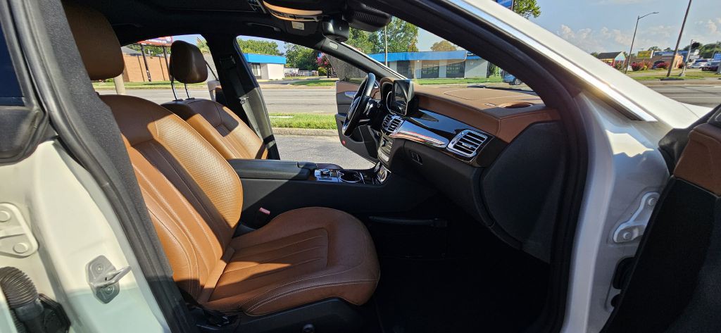 2017 Mercedes-Benz CLS-Class Image 33