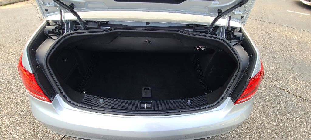 2014 Mercedes-Benz E-Class Image 55