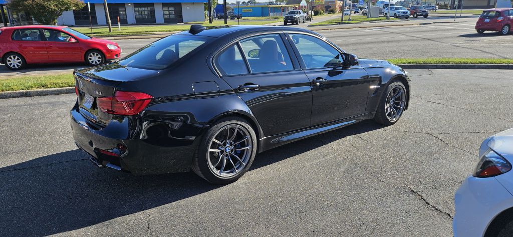 2018 BMW M3 Image 10