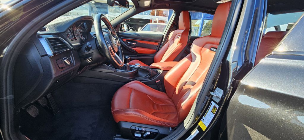 2018 BMW M3 Image 22
