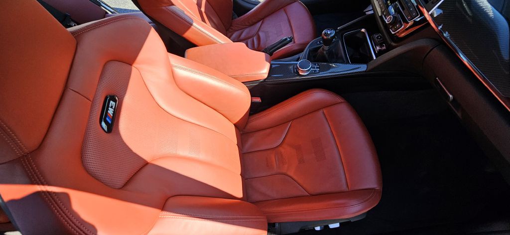 2018 BMW M3 Image 35