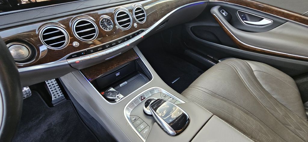 2015 Mercedes-Benz S-Class Image 28