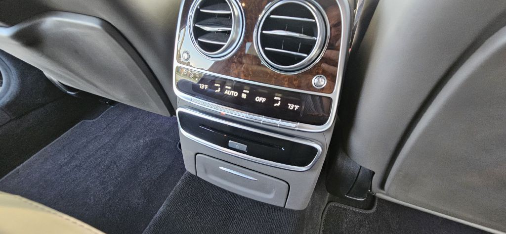 2015 Mercedes-Benz S-Class Image 40