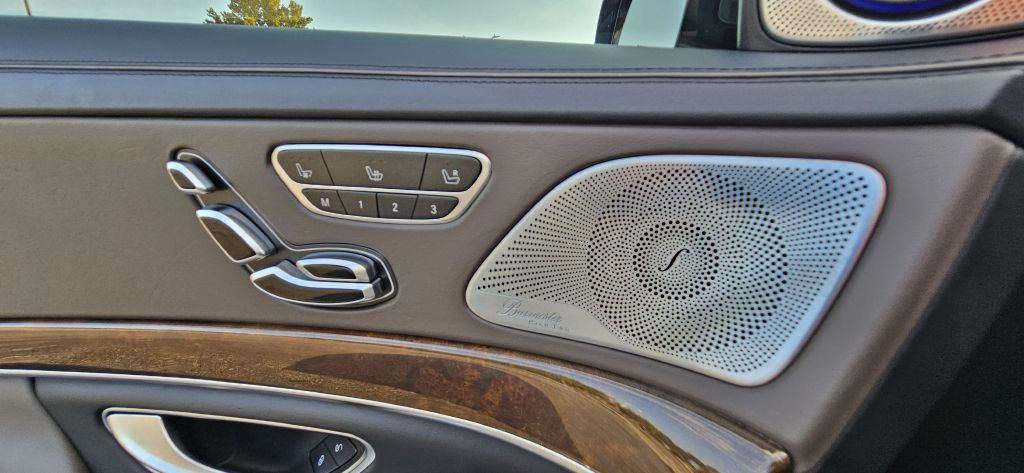 2015 Mercedes-Benz S-Class Image 59