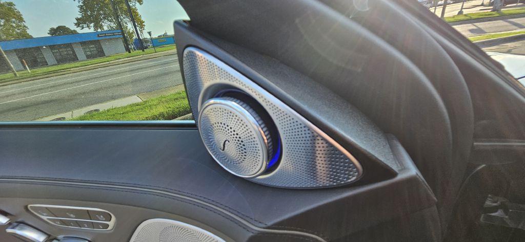 2015 Mercedes-Benz S-Class Image 60