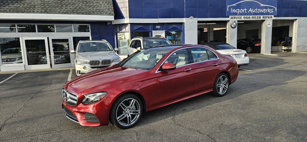 2017 Mercedes-Benz E-Class Image 1