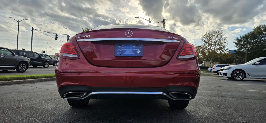 2017 Mercedes-Benz E-Class Image 8