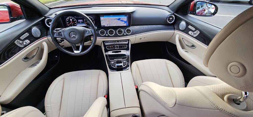 2017 Mercedes-Benz E-Class Image 20