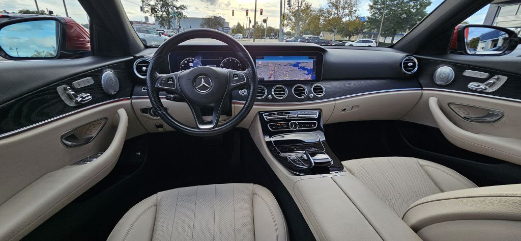 2017 Mercedes-Benz E-Class Image 21