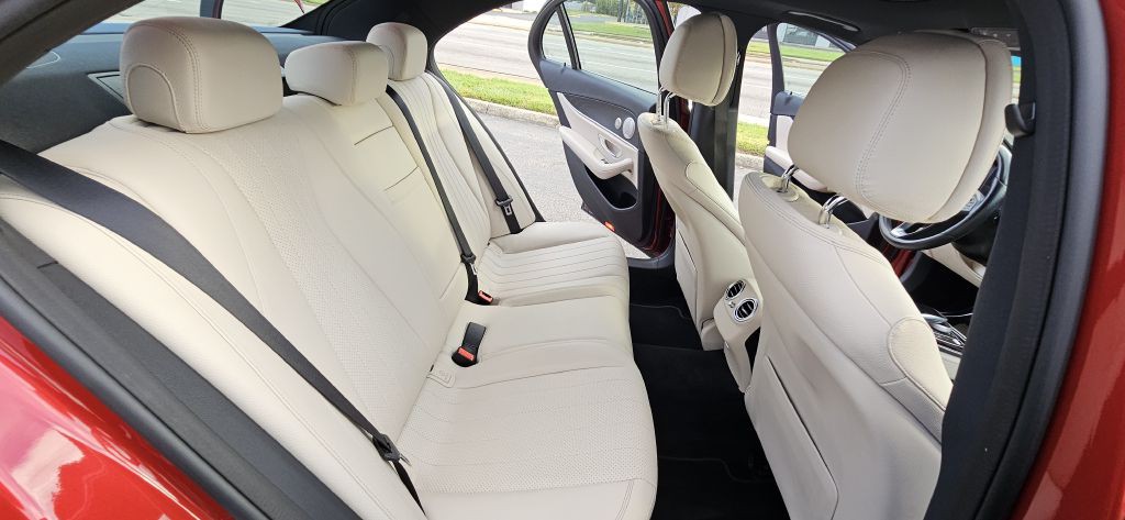 2017 Mercedes-Benz E-Class Image 35
