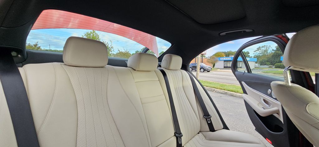 2017 Mercedes-Benz E-Class Image 37