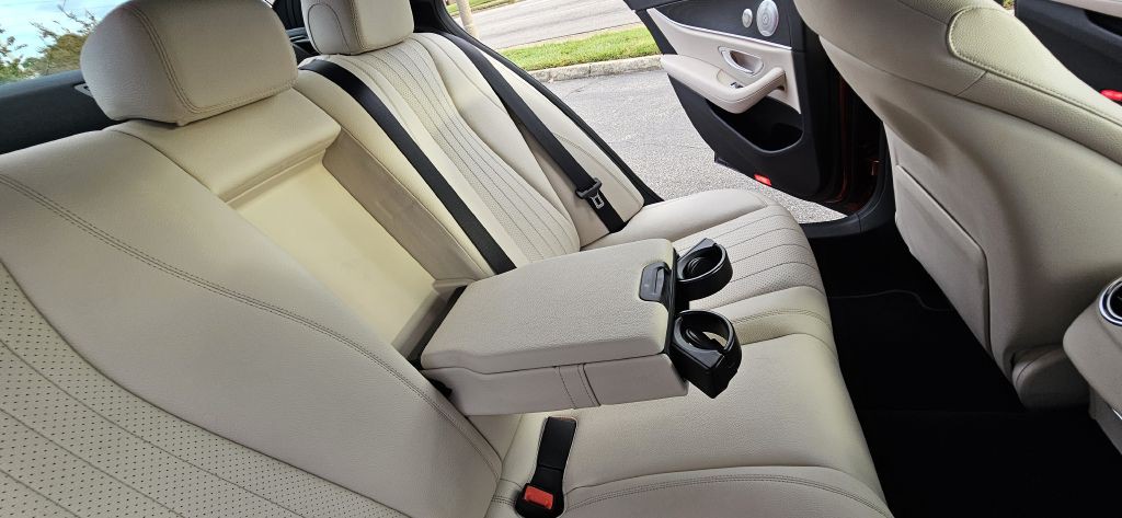 2017 Mercedes-Benz E-Class Image 39