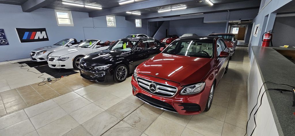 2017 Mercedes-Benz E-Class Image 77