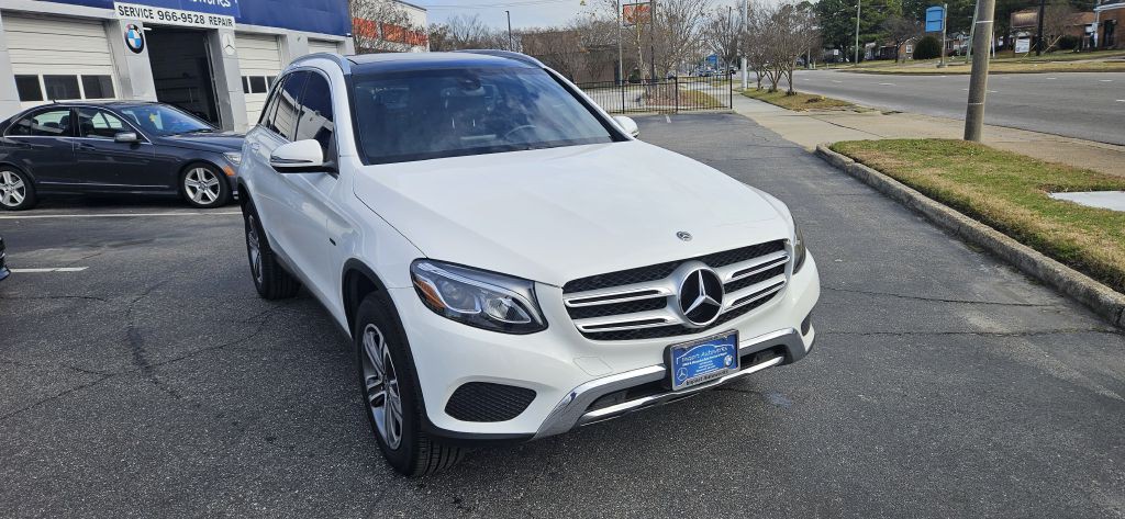 2019 Mercedes-Benz GLC-Class Image 12