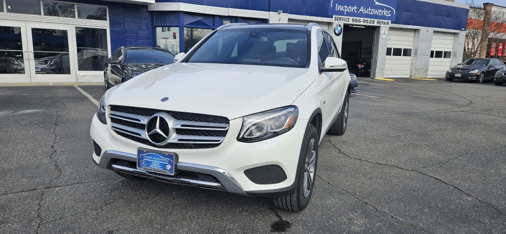 2019 Mercedes-Benz GLC-Class Image 14