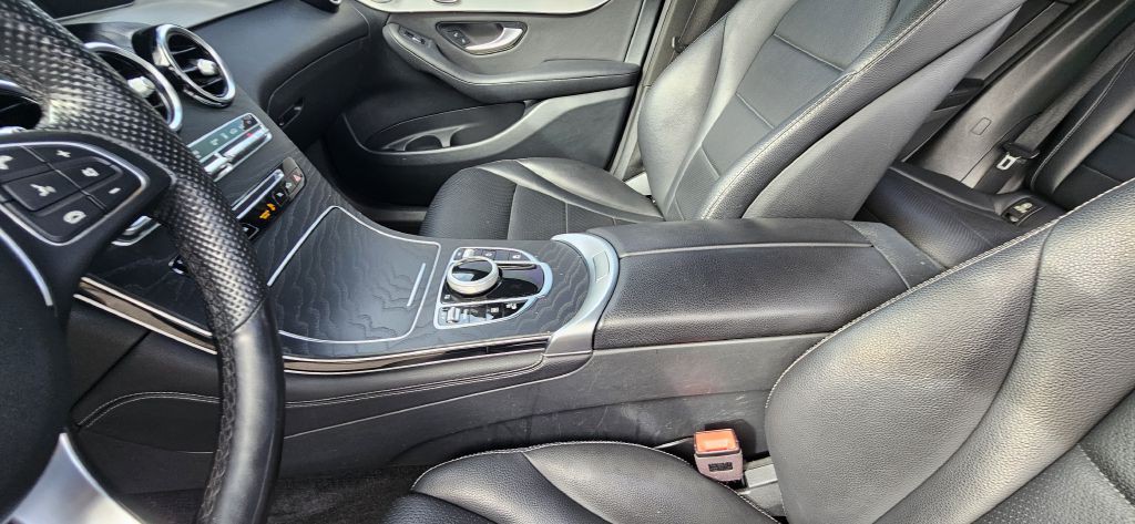 2019 Mercedes-Benz GLC-Class Image 25