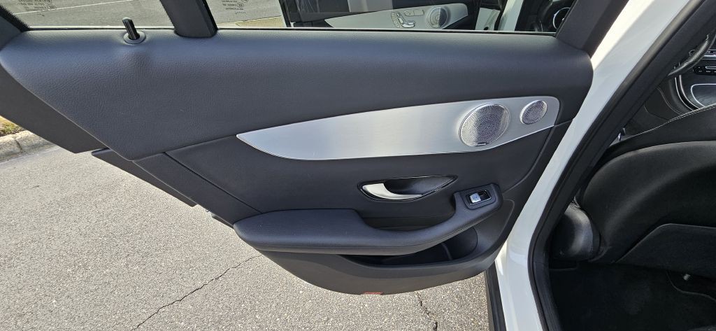 2019 Mercedes-Benz GLC-Class Image 38