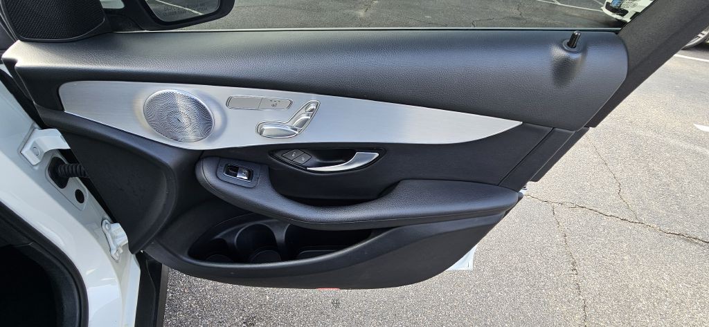 2019 Mercedes-Benz GLC-Class Image 40