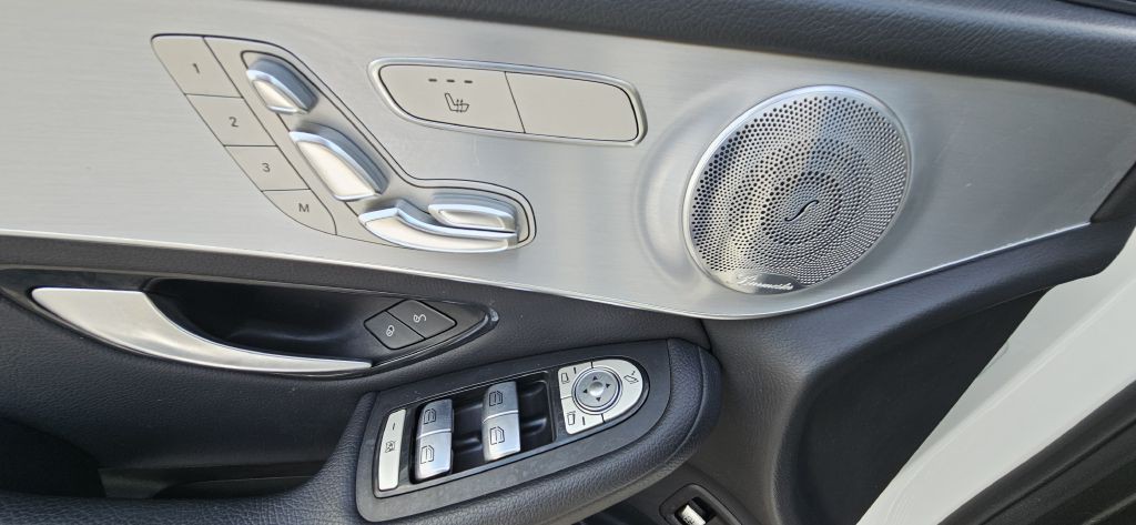 2019 Mercedes-Benz GLC-Class Image 48