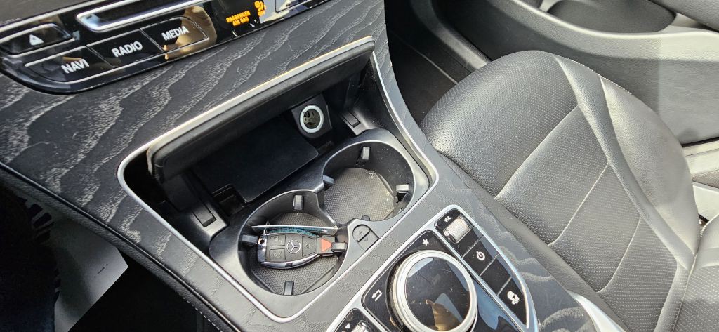 2019 Mercedes-Benz GLC-Class Image 52