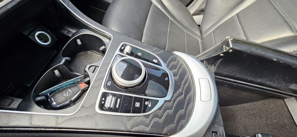 2019 Mercedes-Benz GLC-Class Image 53