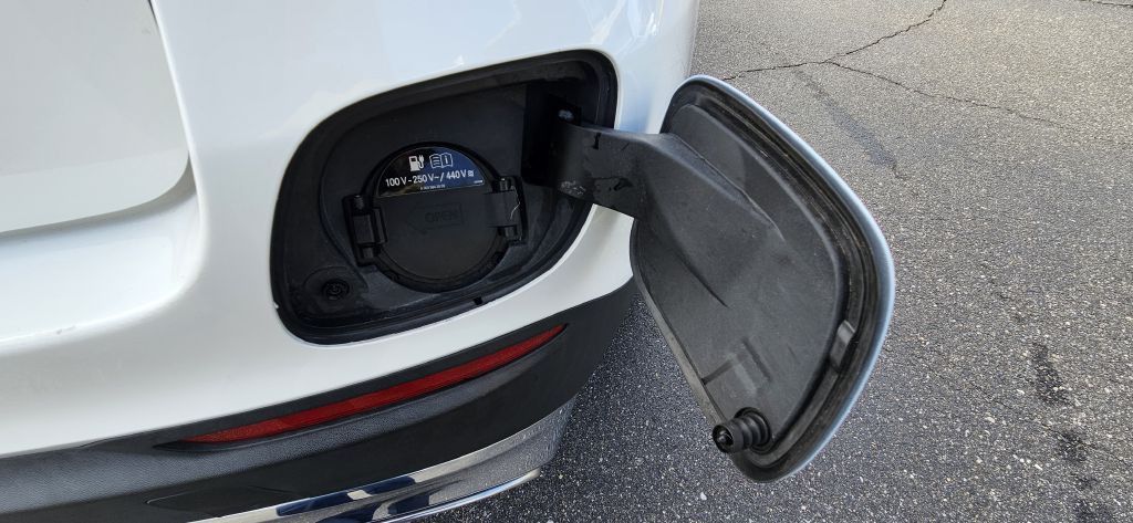 2019 Mercedes-Benz GLC-Class Image 64