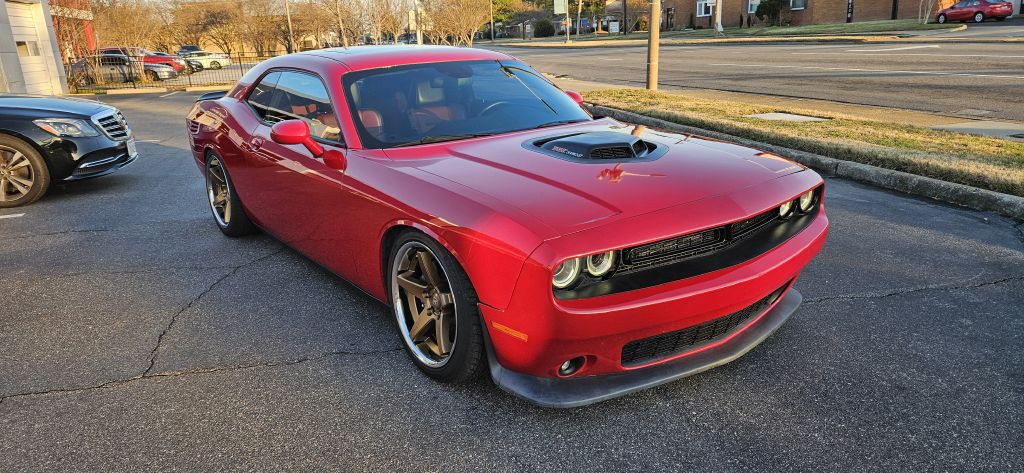 2016 Dodge Challenger Image 14