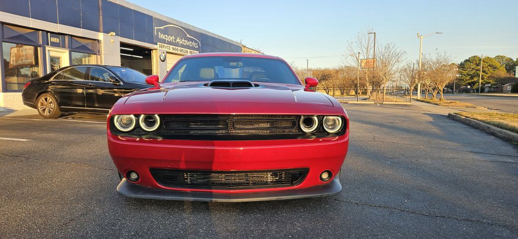 2016 Dodge Challenger Image 17
