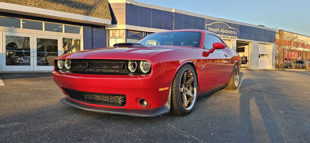 2016 Dodge Challenger Image 20