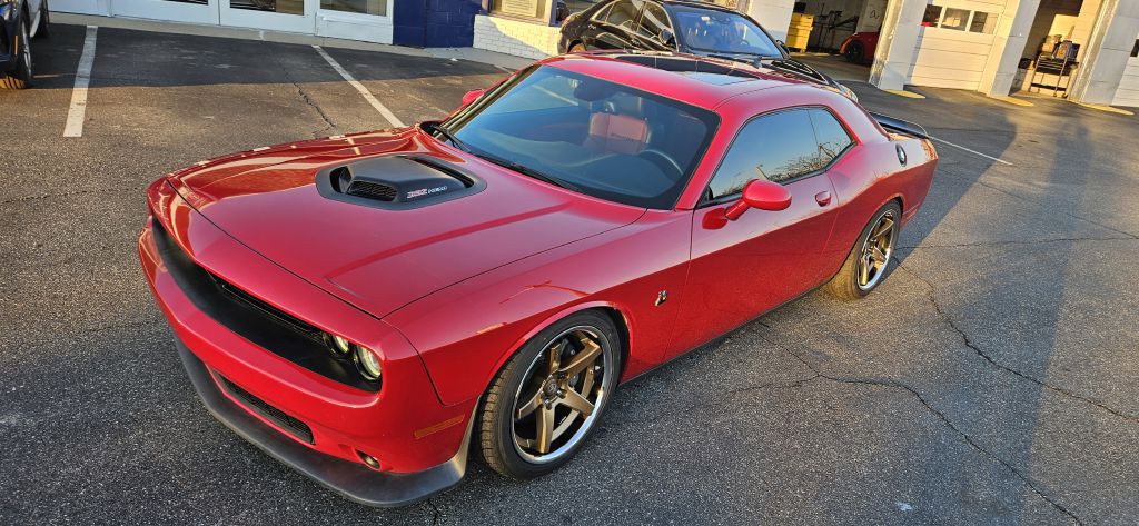 2016 Dodge Challenger Image 21