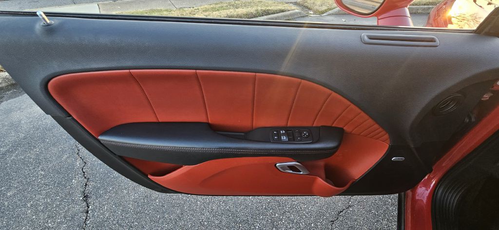 2016 Dodge Challenger Image 45