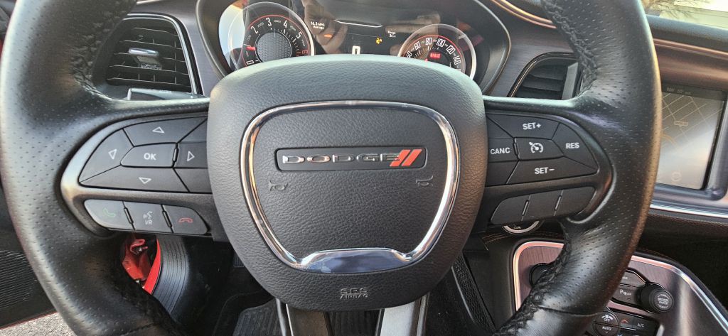 2016 Dodge Challenger Image 55