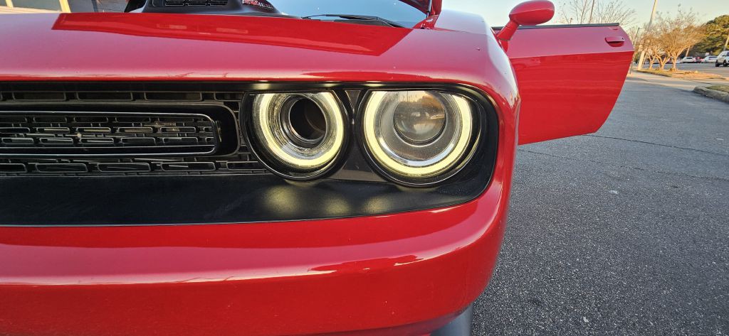 2016 Dodge Challenger Image 75