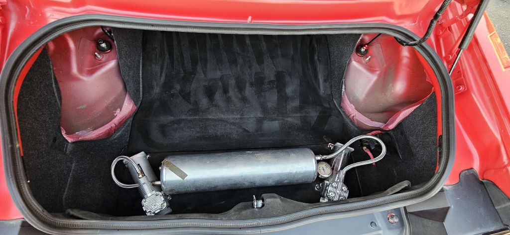 2016 Dodge Challenger Image 78