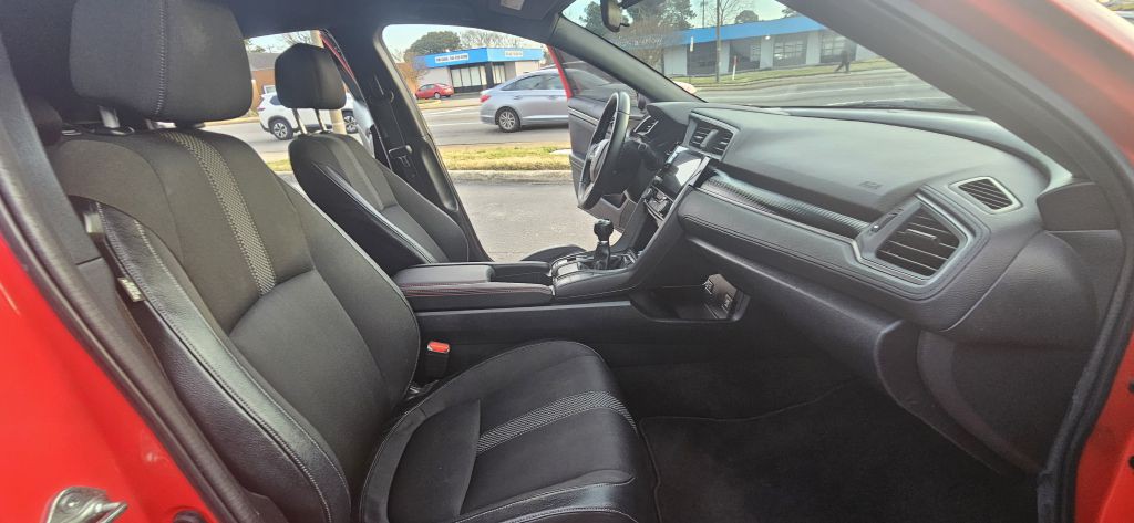 2020 Honda Civic Image 30