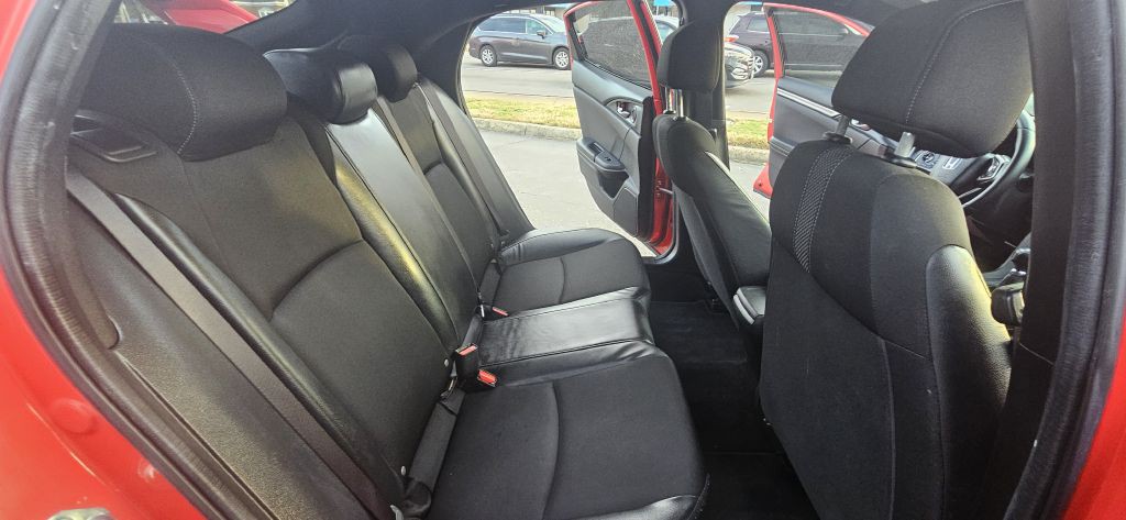 2020 Honda Civic Image 36